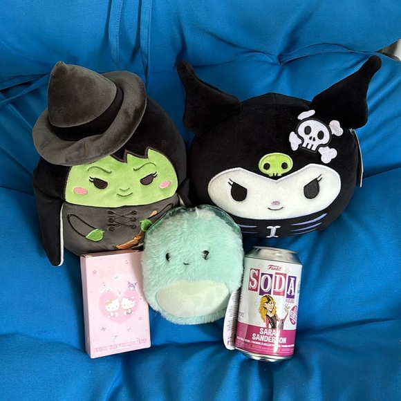 SquishMallows Funko Soda Other - Set Of Five Items 3 SquishMallows Funko Soda Action Figure Phone Stand NWTS